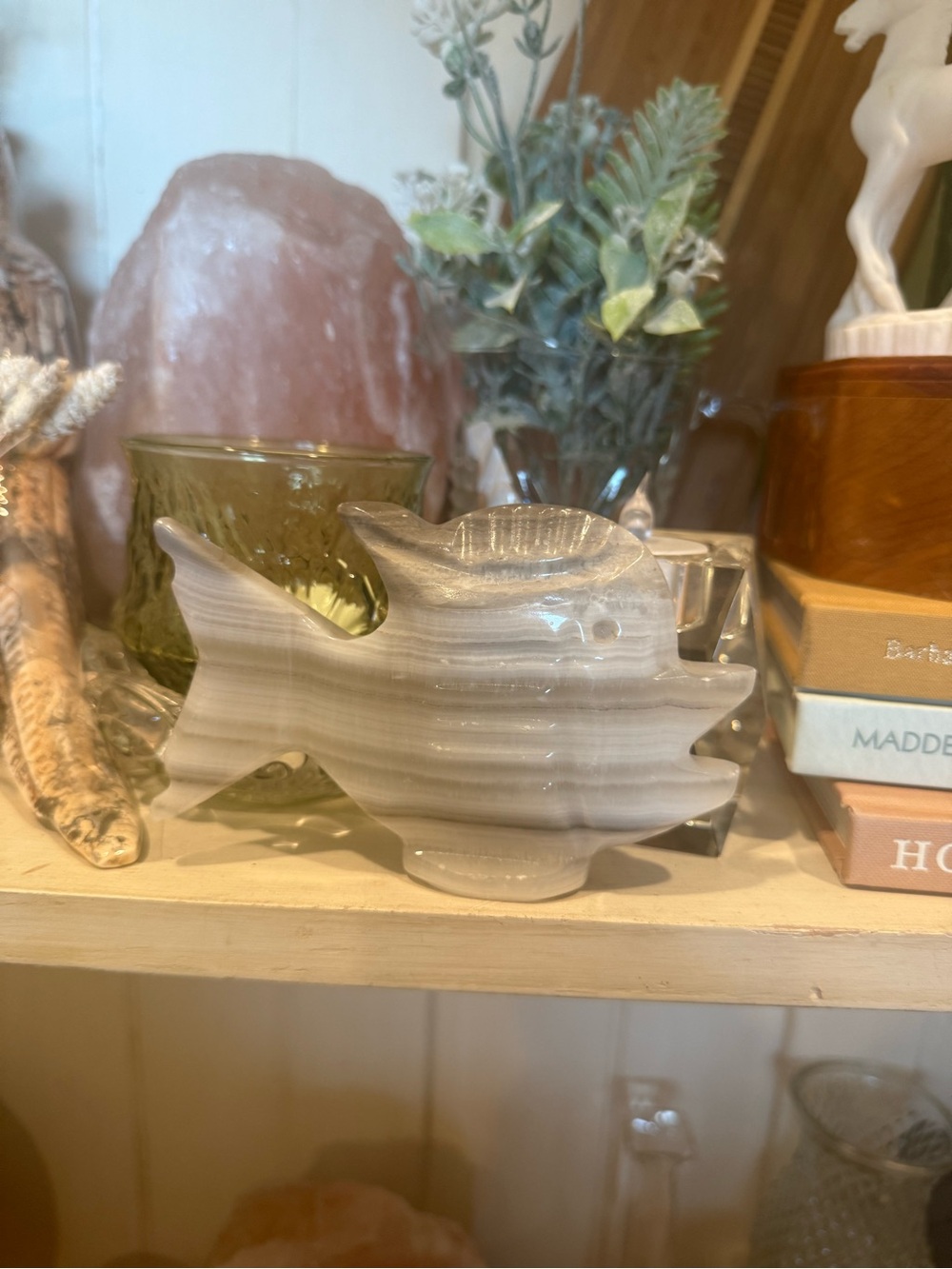 vintage carved onyx fish decorative figurine